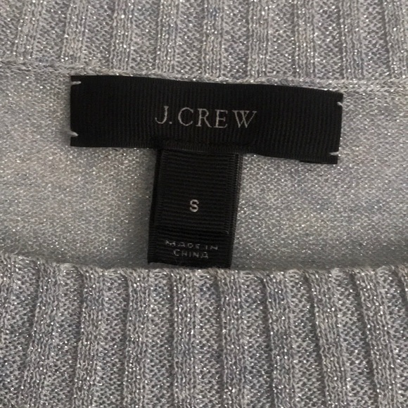 Lovely light knit with silver threading through - Picture 3 of 7